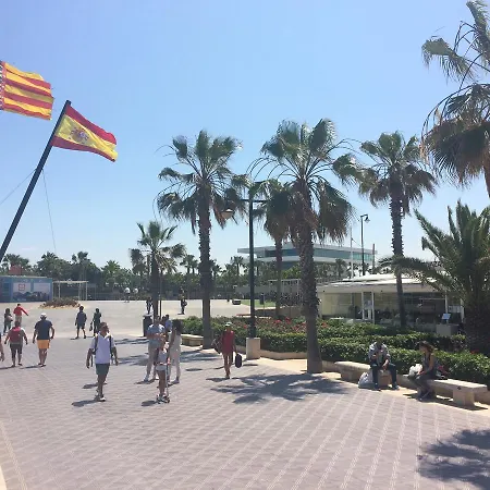 Bed & Breakfast Ravalencia Iii *