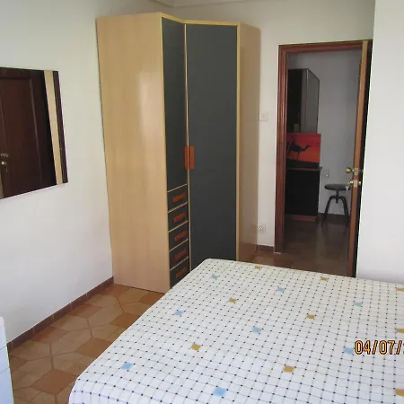 Ravalencia Iii Bed & Breakfast Valencia